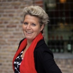 Ina Mennegat