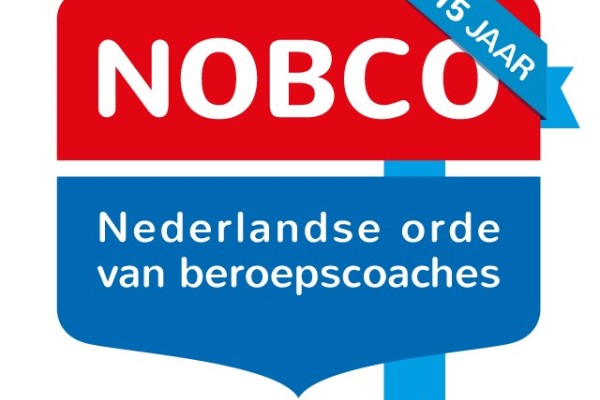 Wie jarig is trakteert!