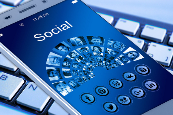 Volg jij ons al op social media?